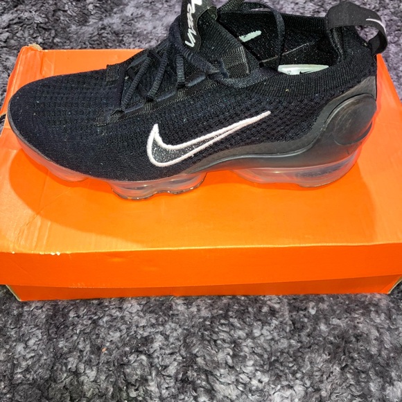 Nike Shoes - Nike Air Vapormax Flyknit 2021